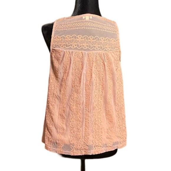 Lily White Embroirdered Lace Sleeveless Blouse Dusty Pink Large - Picture 3 of 4